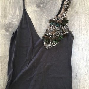 Elizabeth and James top